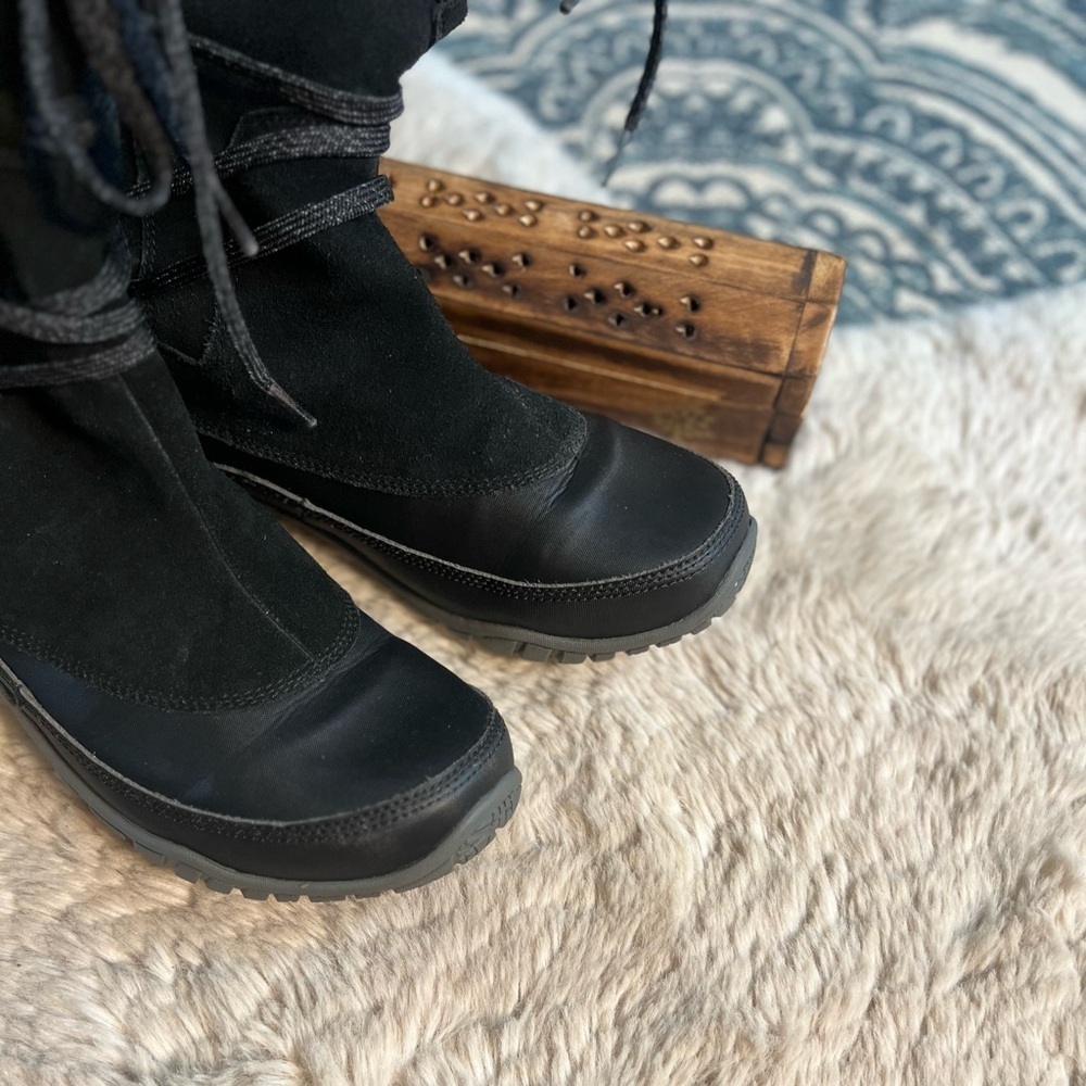 The North Face Women's Jozie Purna
Boot Size 7 Black Suede primaloft 200 gr Fur - Picture 8 of 16